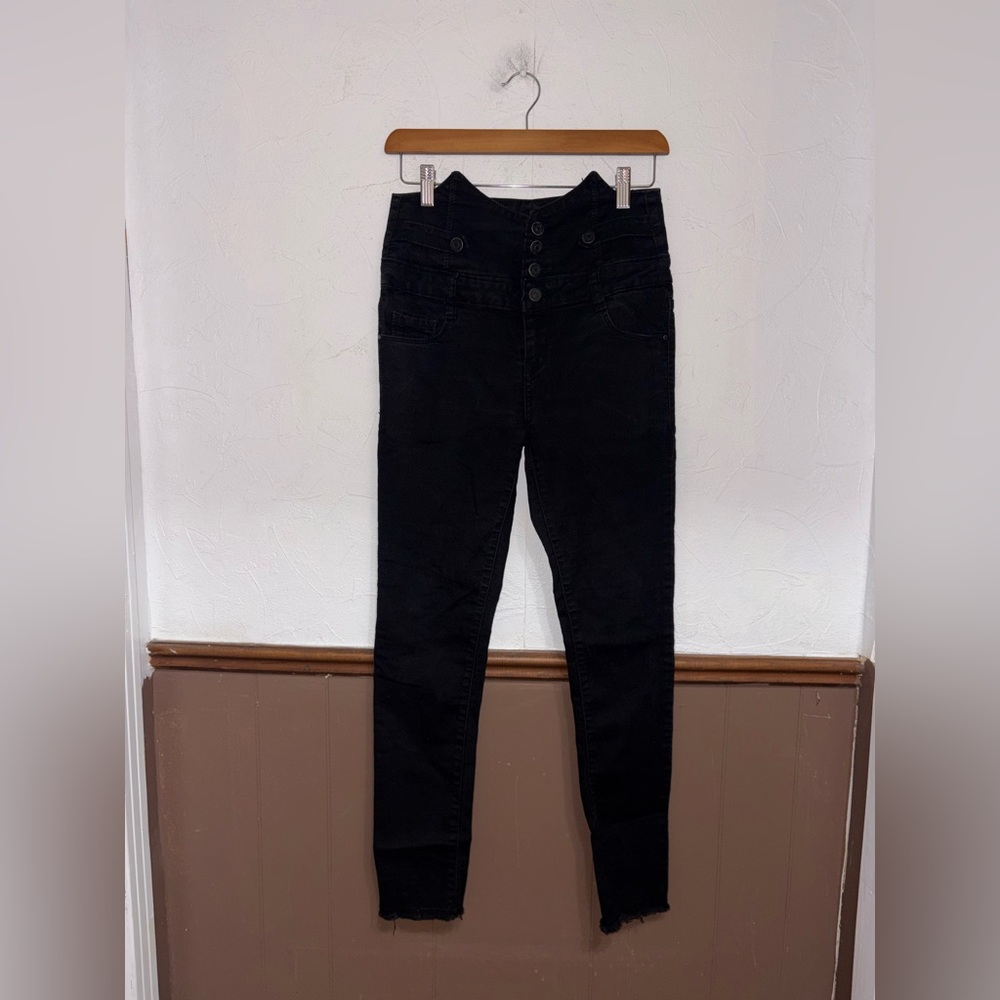 Max | Black Buttonfly Jeans